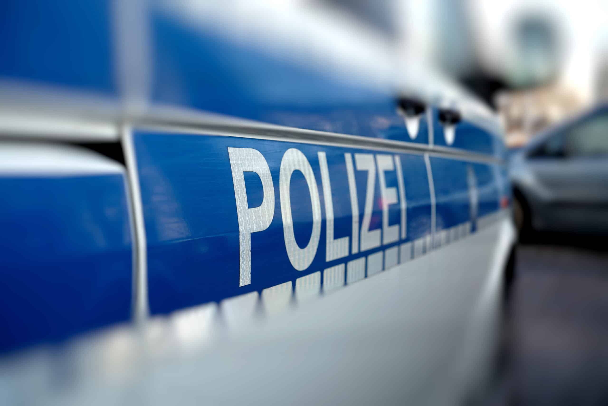 Übergabe an die Polizei – Waffenhandel Oltmanns Übergabe an die Polizei - Waffenhandel Oltmanns